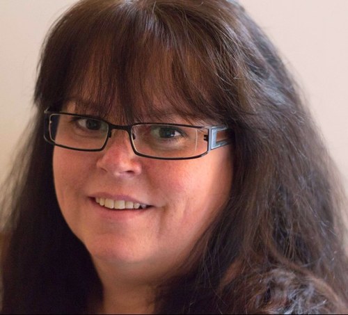 FiaLottaa's profile picture. Woozy girl. Had a sex shop, got bored, sold it. Studying digital image and genealogy for fun. Music & photo is a big part of my life. Mostly in Swedish