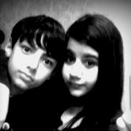 14, From Germany but Live in Turkey. a Belieber but love 1D too :) ♥ Justin Bieber Is My D.N.A ♥