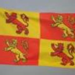 Os hoffech wybod sut
Mae dyn fel fi yn byw,
Mi ddysgais gan fy nhad
Grefft gyntaf dynol ryw