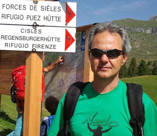 Ingegnere elettronico, fiorentino e tifoso viola, cerco di capire qualcosa su Twitter e dintorni