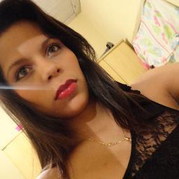 Muiitoo simpaticaa e divertida..Gosto de levar a vida com alegria e bom humor!