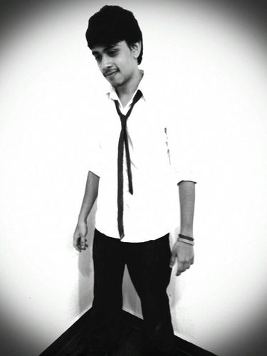 chiraagkothari's profile picture. Love: Family, Dogs,muZik ! Keeping the dream alive. Success is simply a matter of luck,Ask any failure. Don't fall in love with me! Enjoy my tweets! Namaste!