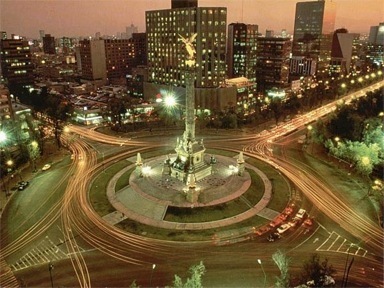 Incredible photos from the heart of Mexico City. Know more about awesome places in Mexico City