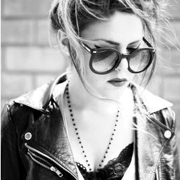 MenteBipolarHT's profile picture. #Sensível #Frio(a) #Chato(a) #Legal #Você #Eu #HAAAA MALDITOS CROMOSSOMOS #Curtam :  https://t.co/mDLsWdjztf _(U-u )'