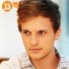 Olaa! este twitter esta dedicado  a este lindo ucraniano de 23 añoos! actor, bailarin y acrobata. Actualmente participante de MO2 ....  LO ADOROOO ღ