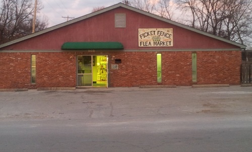 Picketfencemall's profile picture. Picketfence fleamarket we have items of all kinds for everyone please come by and see for yourself.