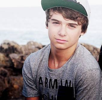 O27Enzo's profile picture. Célibataire :/