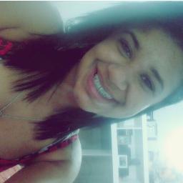 Ei princesa... Deus está recolhendo cada lágrima que escorre em teu rosto, para transformar em alegria, Amém!