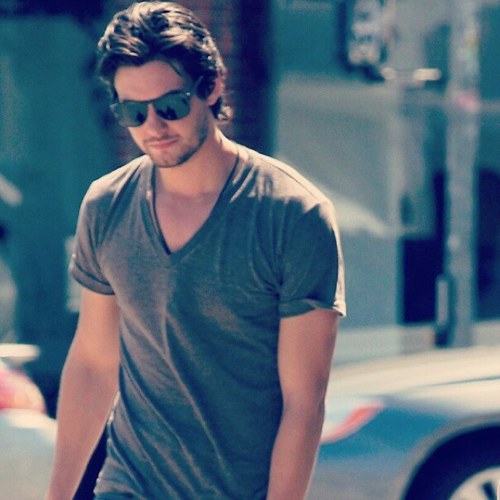 MrCalisto's profile picture. Youngest Auror known to man | 19 years old | Former Gryffindor | If you don't want trouble, stay out of it for fuck's sake.