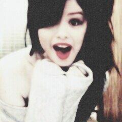 ch0colateflavor's profile picture. Millones de cuentas y justo entraste a esta. « @onedirection my idols forever and always.»  « Delevingne. Palvin. Gomez. Swift. Clark. »