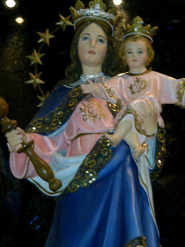 Legion de las Pequeñas Almas. Abogada.