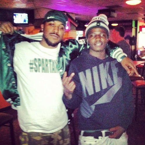 Smoke a lot of dope #SpartanGang 

iPhone Juggin