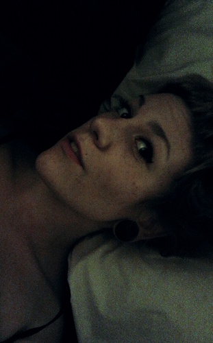 shmahlisten's profile picture. intrigued by the simple things