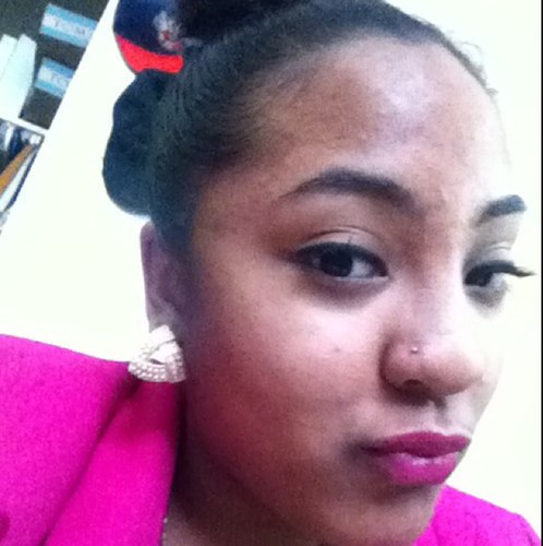 AyeMommyC's profile picture. Blessed.Employed.Educated.Loving❤