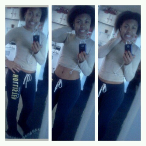 @yo_datsjamelbae here doinq her bio - she beautiful ouutspokenn nice buut cann be aa bwrd at timesbuut yoo follow her nn she aa follow back r.i.p don iloveuu