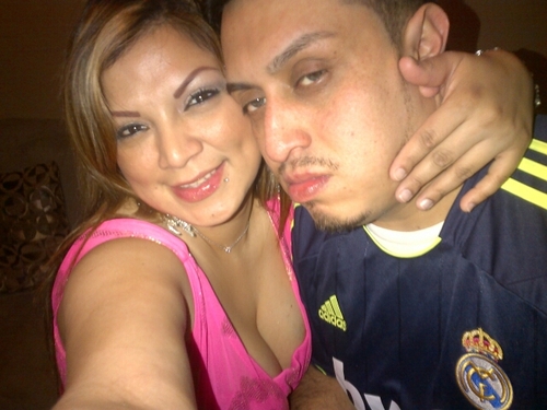 soy una persona orgullosamente chapin y aficionado al futbol y a las mujeres ...equipo favorito REAL MADRID