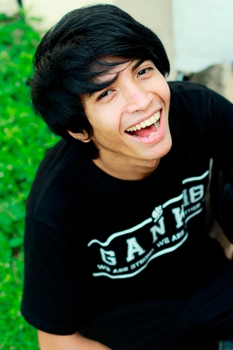 We chat: uyapande | Instagram: uya_pande | Line: Uyapande | Path: Uya Pande | @cenggiling