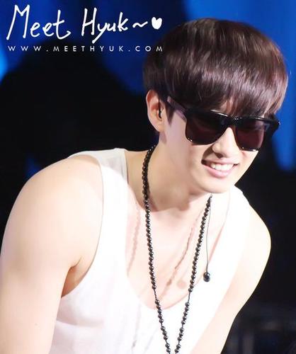 RP of the Main dancer and rapper of SJ ~  Monkey de Dancing maching :B