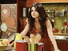 Hi,Im Alex Russo.Art Is My Game,As Justin Says Im The 'Trouble Maker.' Can You Keep a Secret...? Im a Wizard c;