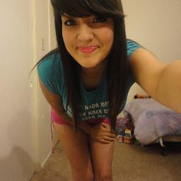 lost ? ya biishhhh {; 

15 | sophmore | Single q; | follow me {;
