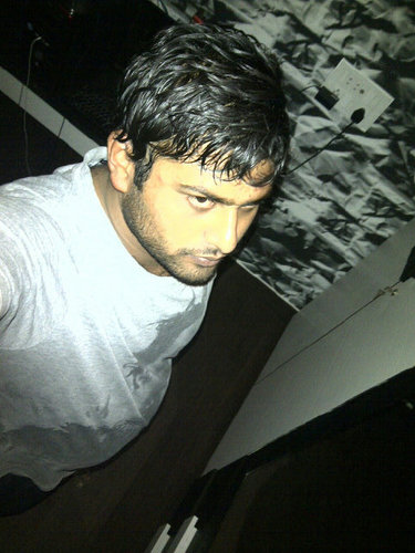 Without knowning wt I m here, life is impossible.