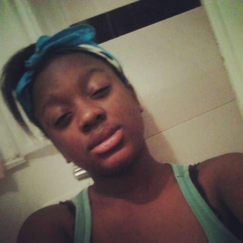 Im 15 finna YOLO this bitch #singlle atm