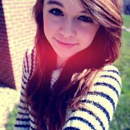Acacia Clark | [V] @TheHollywoodID | #KeluargaMINAJ