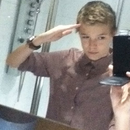 davevdham's profile picture. 