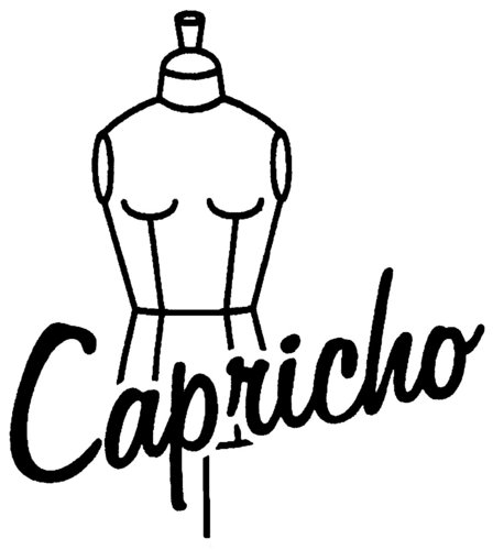 Capricho Textil es el resultado del trabajo de un equipo que crea y confecciona cada una de las piezas a mano, imprimiendo su estilo fresco en sus creaciones.