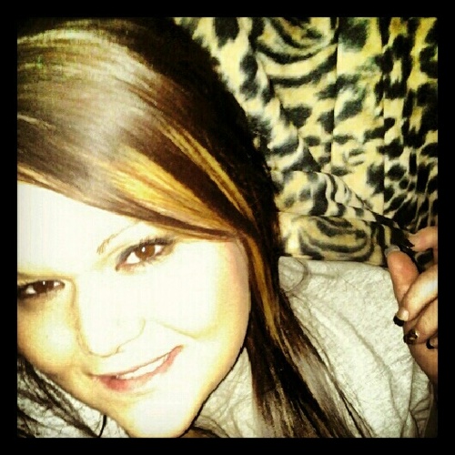 A GIRL DOESN'T NEED ANYONE WHO DOESN'T NEED HER! -MarilYn MonRoe