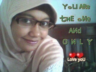 aku adlah aku, aku bukan dia, aku jg tak serupa dgnmu..
i'm a ordinary girl..
limited edition..
ahaha...
:D
