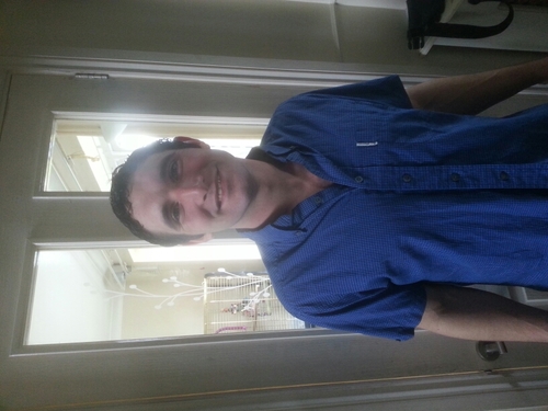 I work hard allways got a smile well 90 percent of the time and if I can help I will
