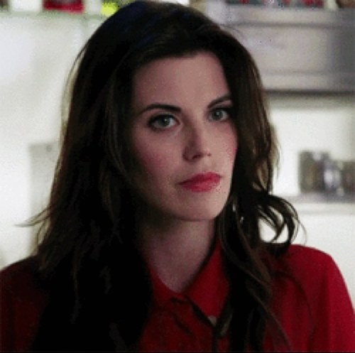 Hey I'm Red from storybrooke...
And that is all ❤