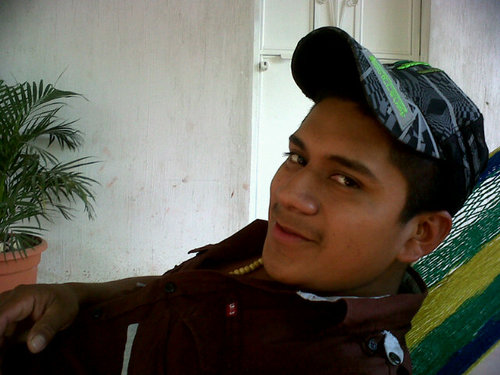 Soy como soy. Soy buena onda me gusta pasermela bien. Mi pin: 29A5423E