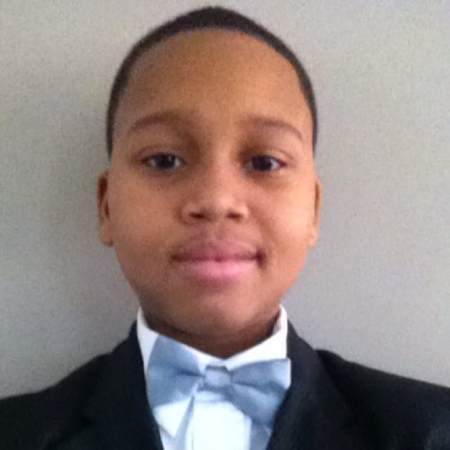 I'm Levoy i like skateboarding, i like to eat, i am a sociable person and a fun person to be around