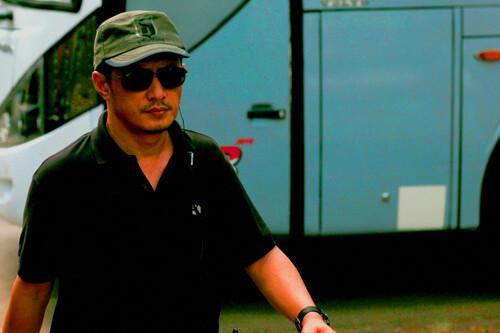 menjadi indonesia secara naif