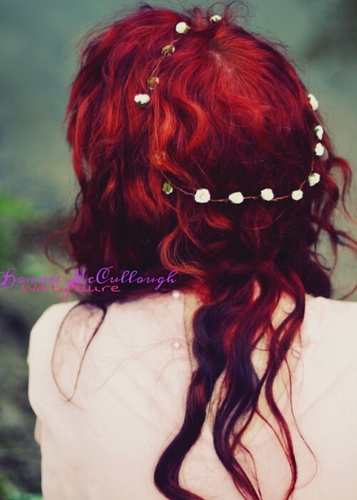 Best friend of Matt, Meredith and Elena. The small one with the red hair. Obsessed with Druids from Scotland.   ~||~RP|TVD|Witch|Single;Not Interested~||~