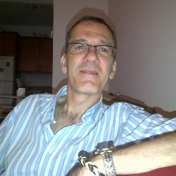 Soy seguidor del C.D. Tenerife, Administrativo, amigos de mis amigos. No miro al pasado, vivo el presente y a corto plazo el futuro