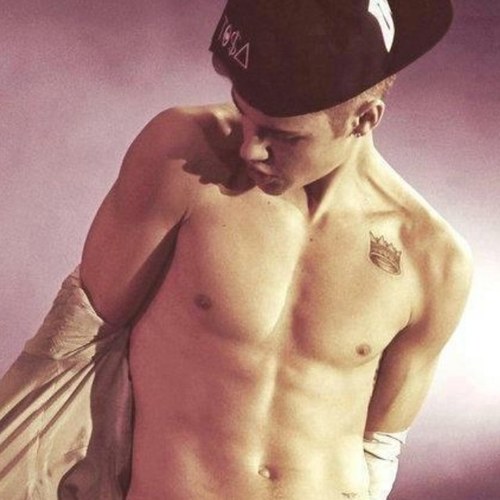 lilacbieber's profile picture. 