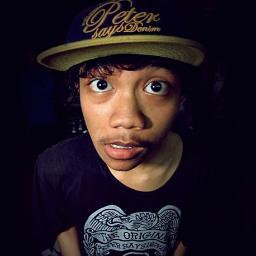 official acount twitter HARYO BAHRUL ILMI | 4 string of @Bumblebee_SBY | endors by earthme cloth| my mermaid @mitalangitan | synth on @verticaljump_pp