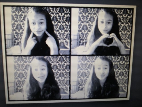 Hey cutie je leest mijn bio ^_^ ♥| Instagram: noahhartje | |I Love Dancing ♥|Folow Me.