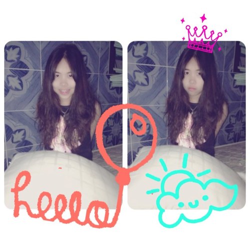 สวัสดีค่ะ ชื่อครีมน่ะค่ะ อายุ 18. ทักได้ตลอดน่ะจ้ะ :D
