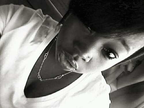 follow me on Instagram ilysymone and follow my bestf on twitter TfitsNeisha and on instagram ilyneisha she's cute asf and she coo she follows bacc btw :)