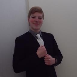 henribeuseker's profile picture. 