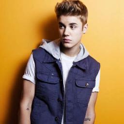 supporting Justin Bieber since 2009. Believe in your dreams and live by the motto Never Say Never.
