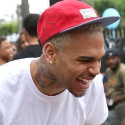 I love @chrisbrown. #TeamBreezy #Kidred #Mombreezy #TeamKae love yall. #BlackPyramid