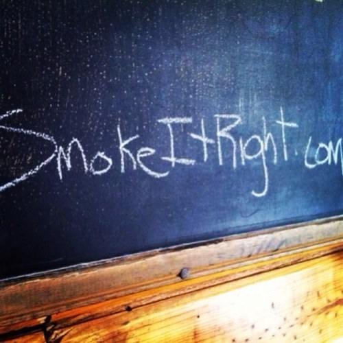 SmokeItRight's profile picture. #smokeitright