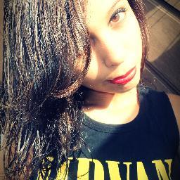 Gosto de rock, amo red hot chili peppers e nirvana, pitty e outros. casada com @Kurtcobain s2