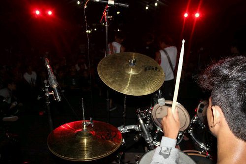 Music everywhere |whatever| from Indonesia,North Sumatera. DM more