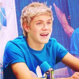 Hi! My name is Olivia and I am a # Directioner and I love @ NiallOfficial 3 :P